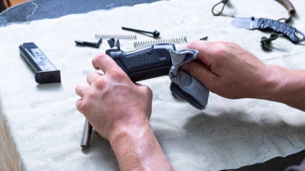 Gun Cleaning with Cloth - Gun Mats vs Cloth